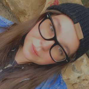 Meet your Posher, Kat